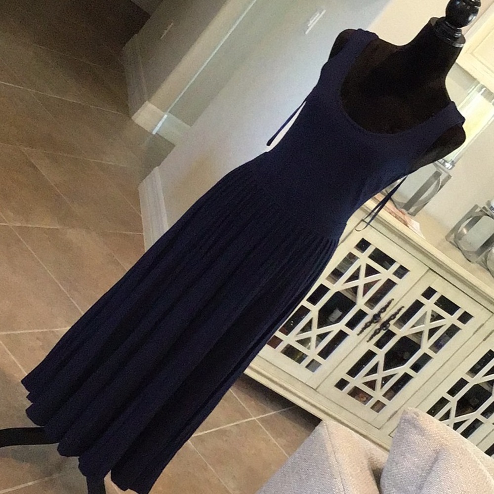 MILLY pleated sleeveless knit dress, navy, size large
